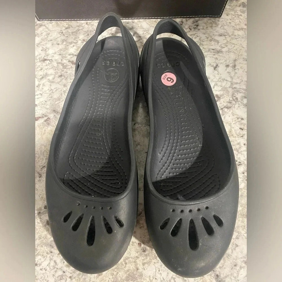 Crocs Kadee Black Eyelet Cutout Slingback Shoes Flats Women’s Size 9 - Picture 3 of 8